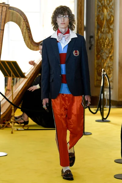 Look 81